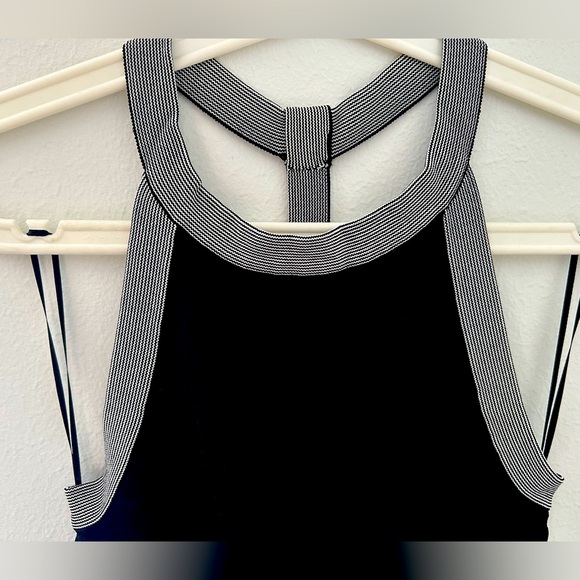 Zara Dresses & Skirts - Zara Body Con Dress with Y Back